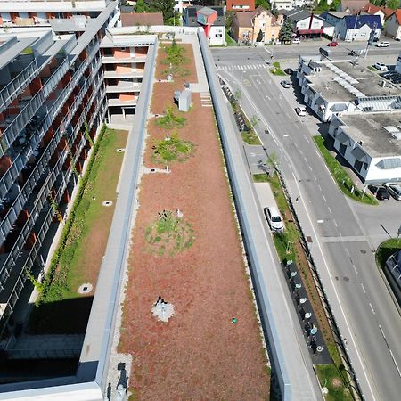 100 Qm Penthouse, Self-Check-In, 2 Parkplaetze Graz Exterior foto