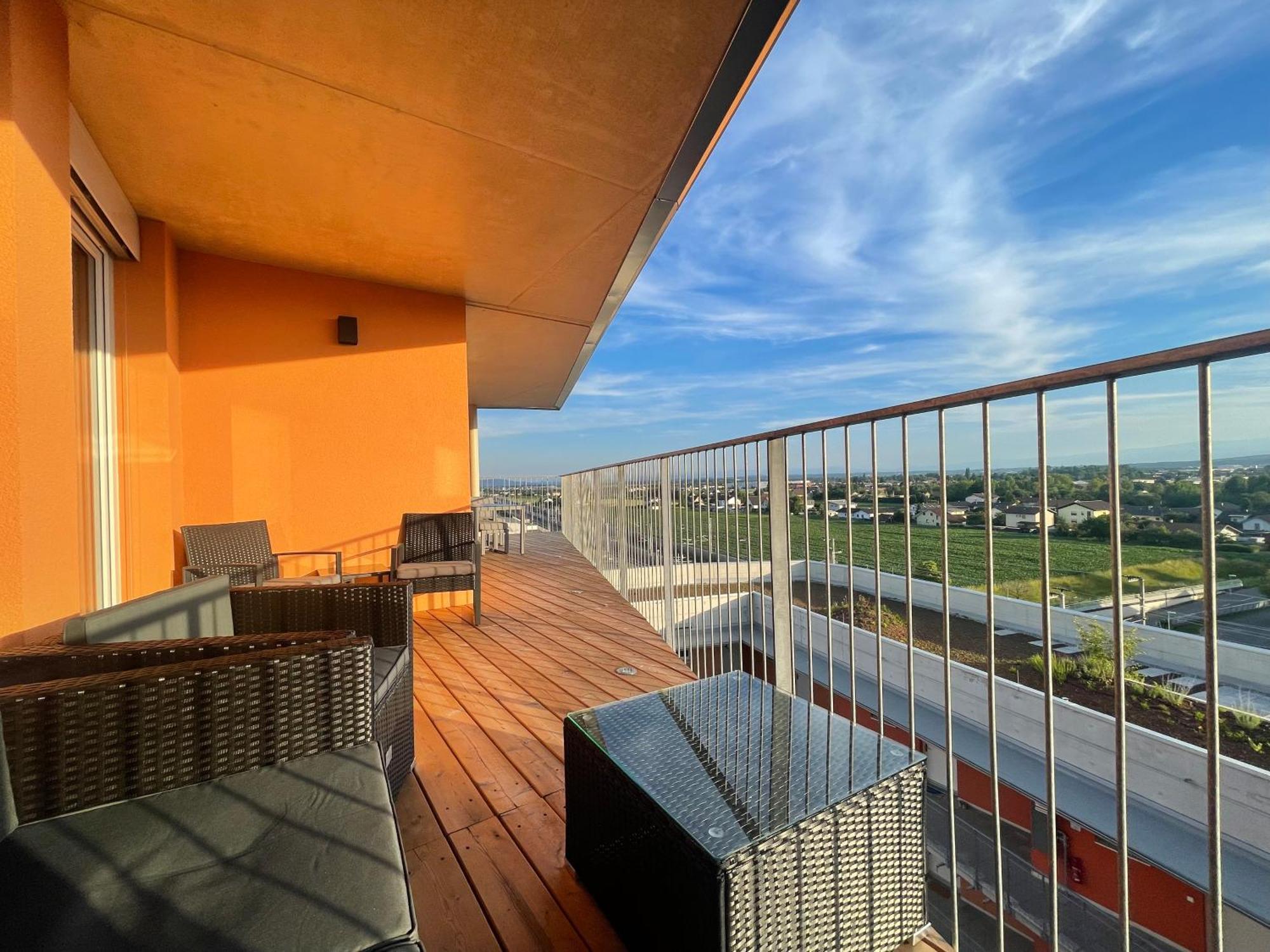 100 Qm Penthouse, Self-Check-In, 2 Parkplaetze Graz Exterior foto