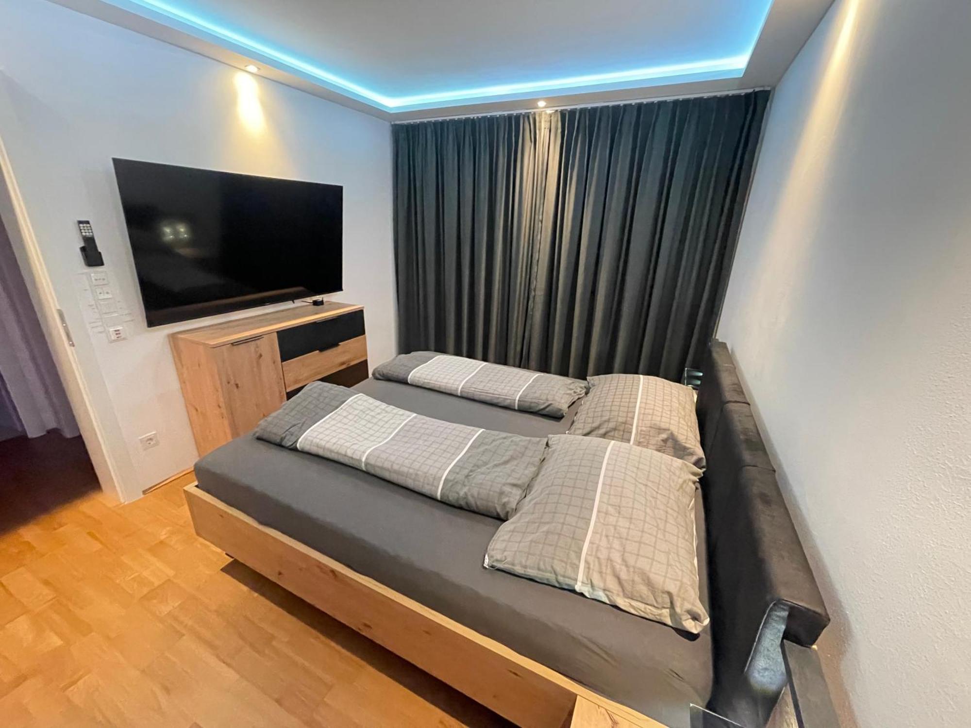 100 Qm Penthouse, Self-Check-In, 2 Parkplaetze Graz Exterior foto